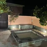 Ceres Parking Gratis Villa *