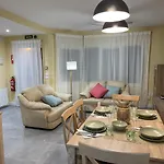 Ceres Parking Gratis Villa