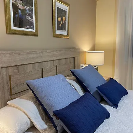 Ceres Parking Gratis Villa