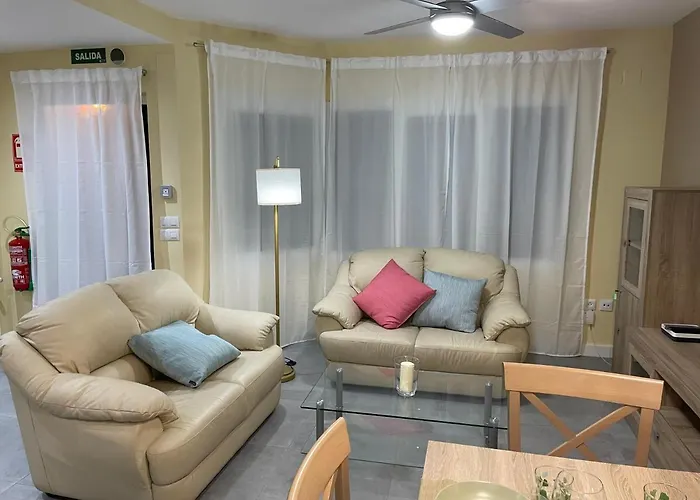 Ceres Parking Gratis Villa Mérida